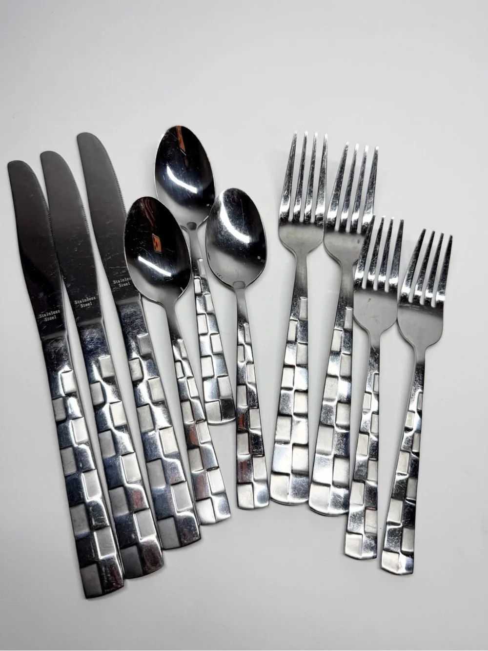 Stainless Steel Checkered Handle Flatware 10 Piece